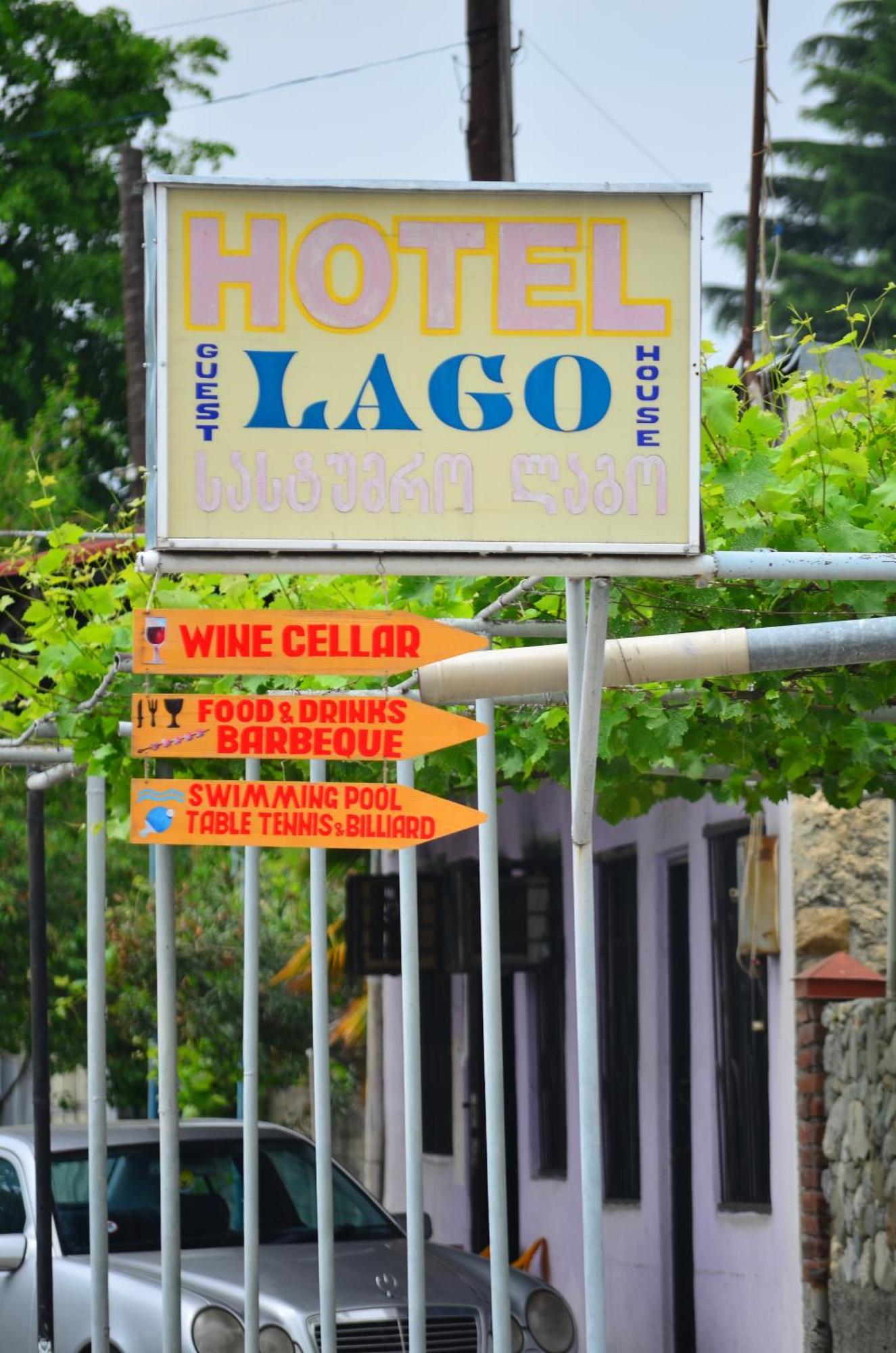 Family Hotel Lago & Wine Cellar Lagodekhi Bagian luar foto